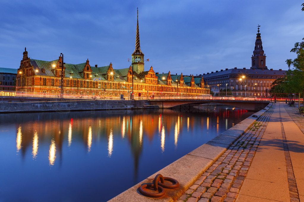 ֤ȯɭͿ˹ٰǵľӷϣ׶籾˺С籾 Boersen  Christiansborg