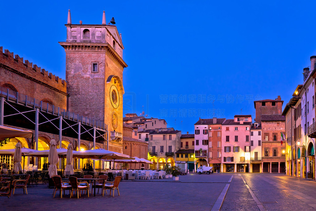  Piazza delle Erbe ҹŷĻ֮Ϲ̿֯Ųװ͵ڵ