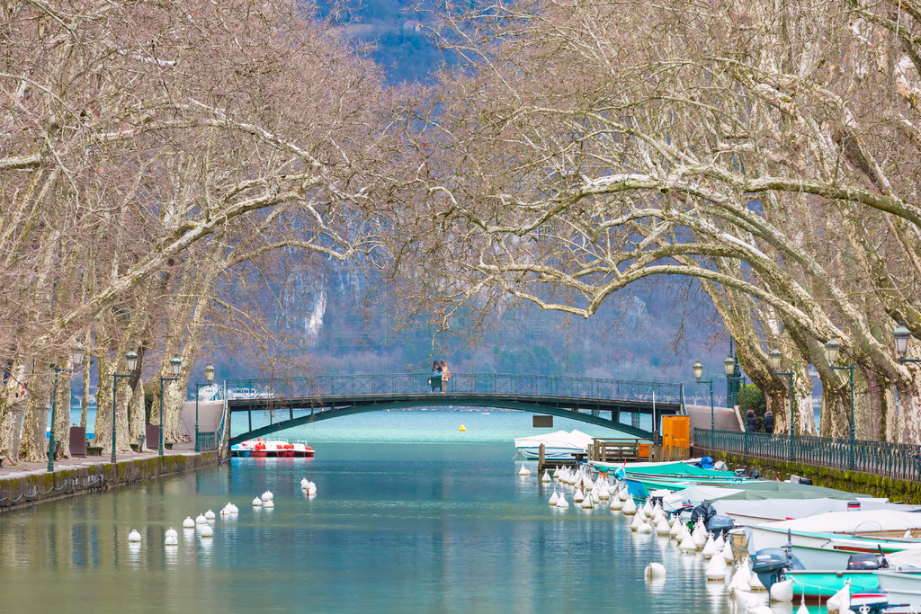 ˹ɽ˹ Vasse ͨİŻ Pont des Amoursİ֮