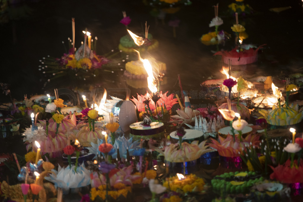 Loy Krathong ڣǹʻƯˮף̩ Loy Krathong ڡ