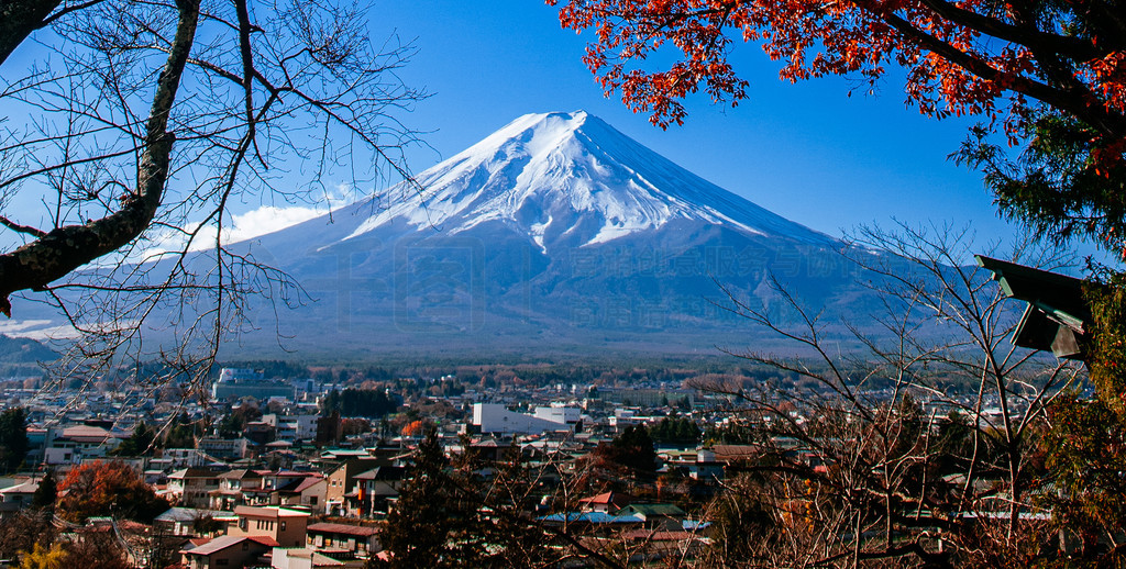 Ӵ總ʿ Chureito Pagoda Arakurayama Sengen ԰¼еĸʿɽѩɫ