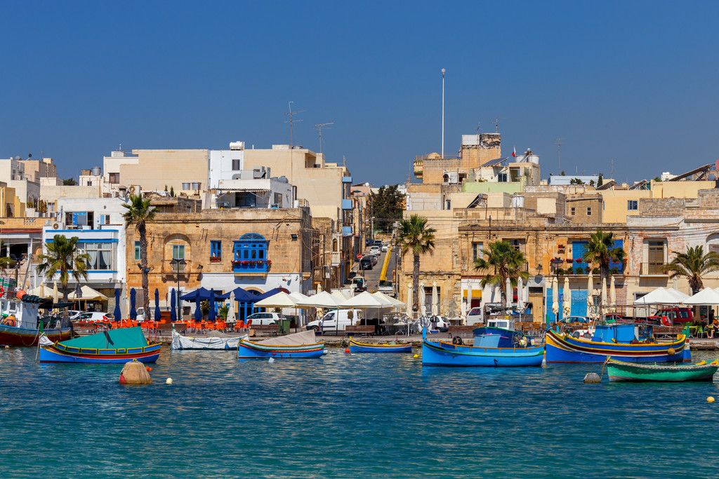 ͳʶ˵洬 Luzzi ڸۿ Marsaxlokk..ʲˡͳ洬