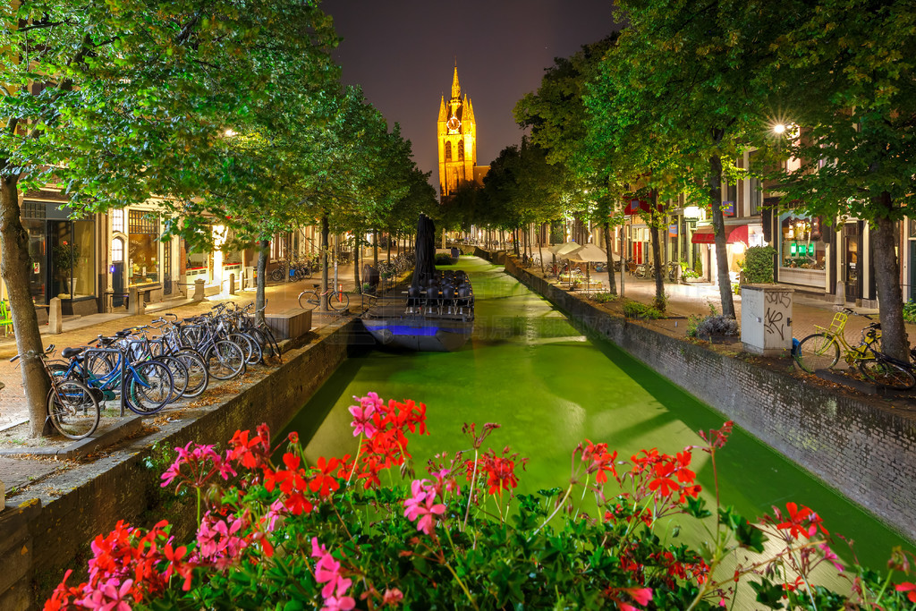 Oude Delft ˺Ӻ͸ʽ½ Oude Kerk õбҹ䣬