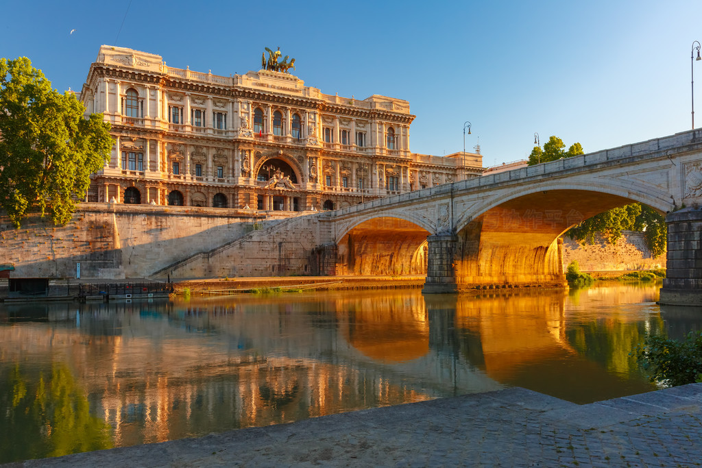 幬ճʱ̨Ͽ幬 Ponte Umberto I о淴