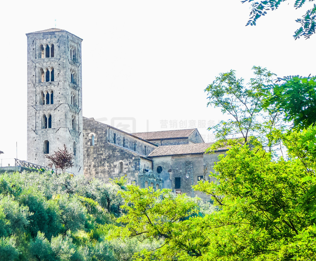 Anagni  HDR ͼеĸ߶̬Χ (HDR) ͼ