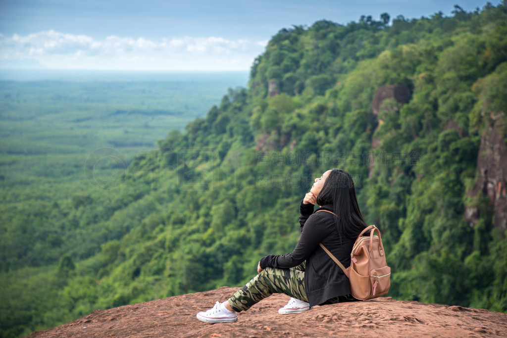 ̩ Buengkan Hin Sam Wan Phu Sing ɽϵŮ