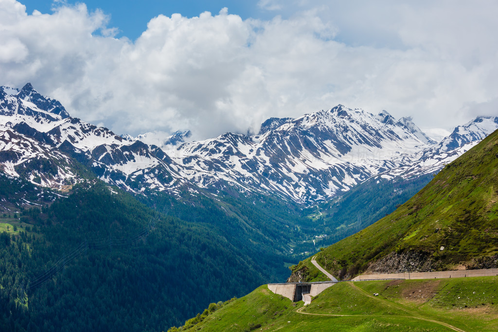 ˹ɽ Passo del San Gottardo  St. Gotthard Pass ļۣʿ