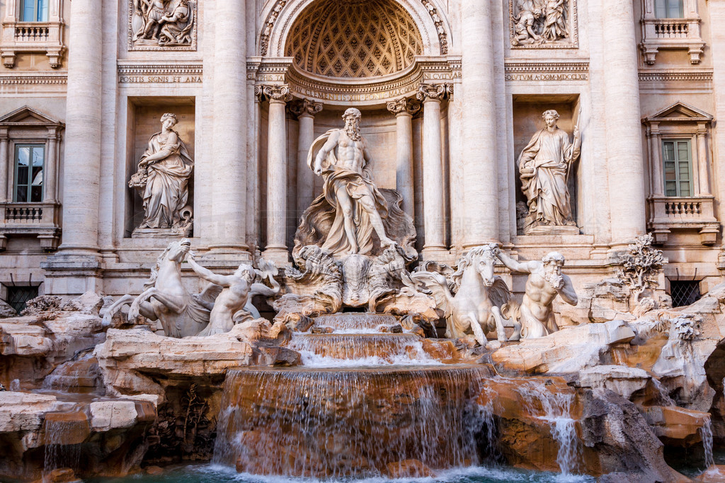 Fountain di Trevi - Ȫ