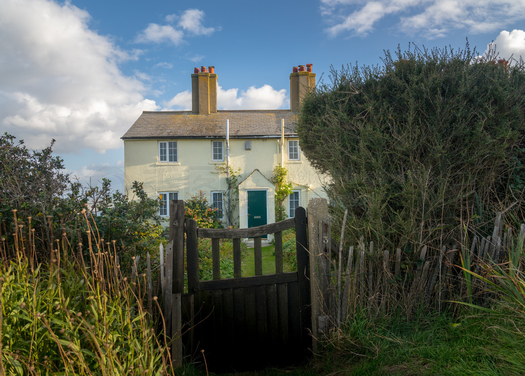 ˹ Cuckmere Haven ϵľɺСݵľƻ԰š Cuckmere Haven ľɺС