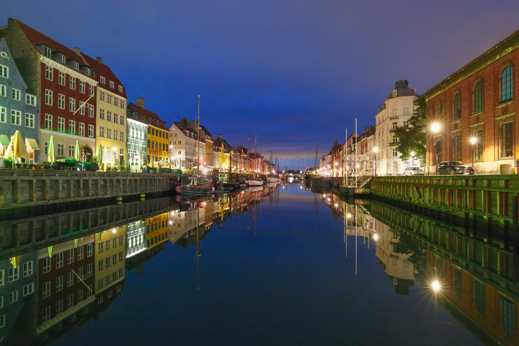 Nyhavn ɫǽϷӺ;ɴڵ׶籾ϳ.. Nyhavn ڵ籾