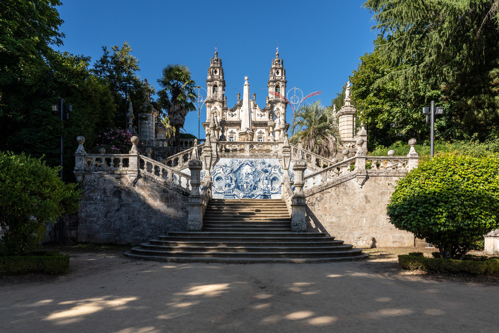 װʽ¥ͨ Santuario de Nossa Senhora dos Remedios áͨ÷ϷʥĸõĶ¥