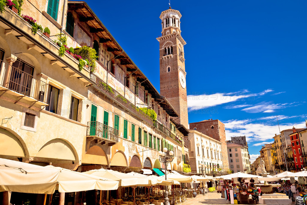 Piazza delle Erbe λάɽ֣͵еʤг