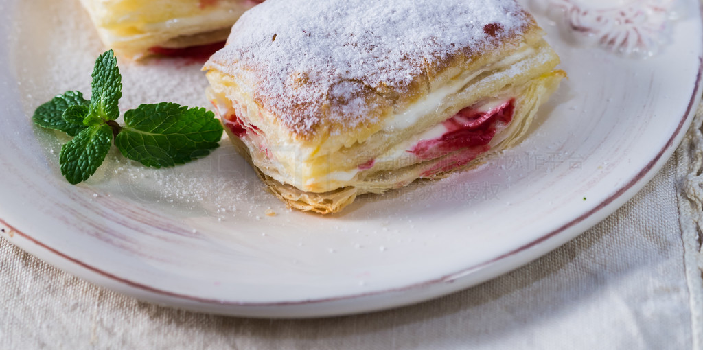 Mille-feuille ӣ