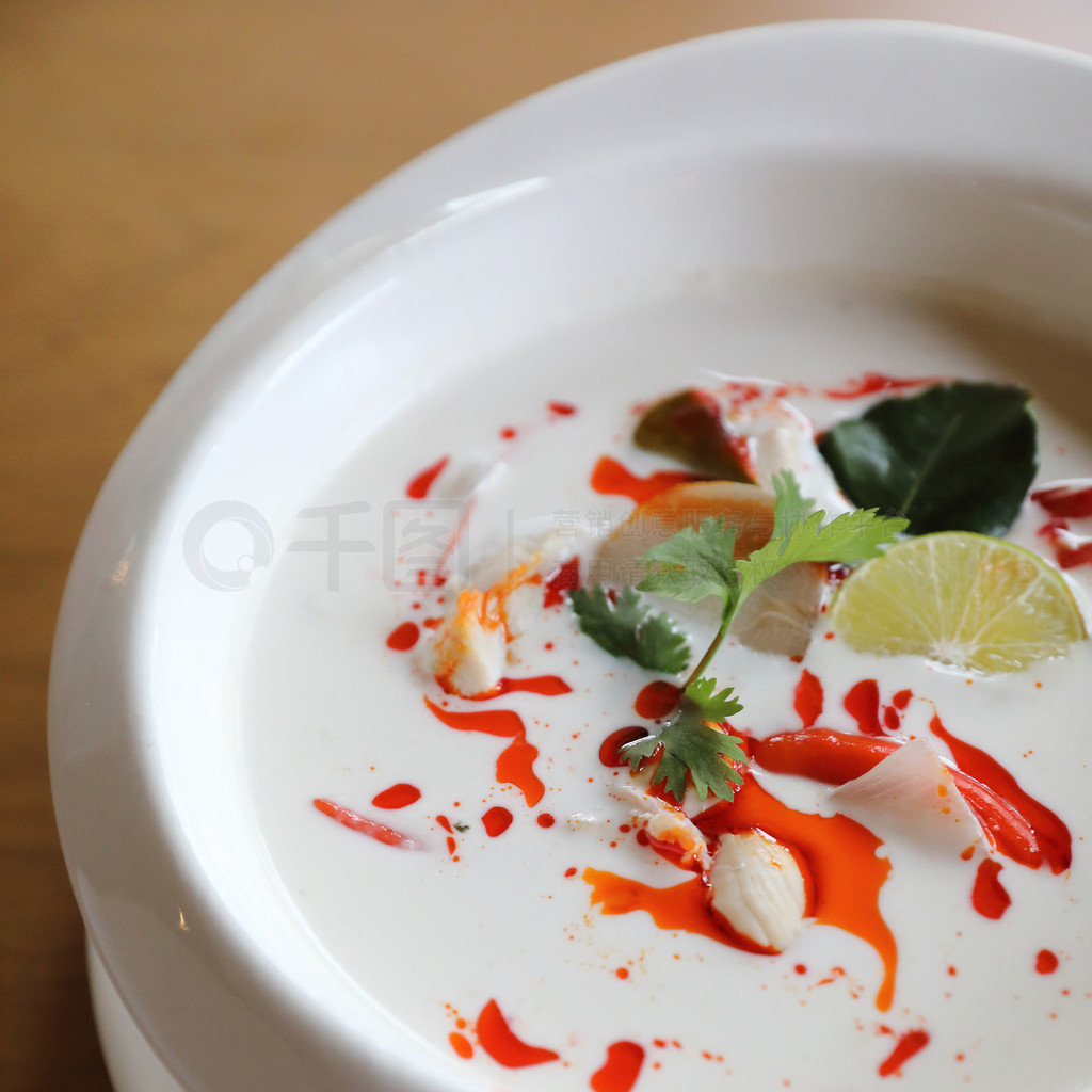 Tom kha gai ̩ҬҬ̩ʳ