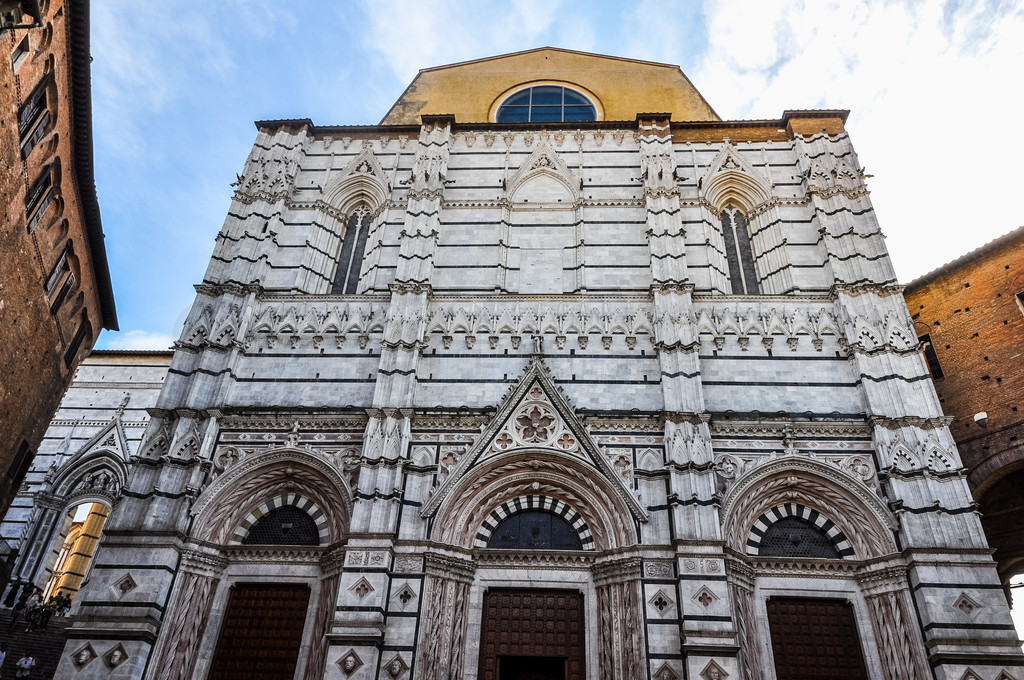 HDR ý̻ϴҮɡҮɵĸ߶̬Χ (HDR) Battistero di San GiovanniΪʥԼϴã