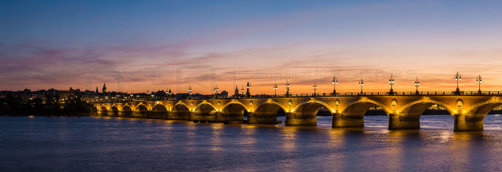 ҹʯ Pont de pierre ȫ