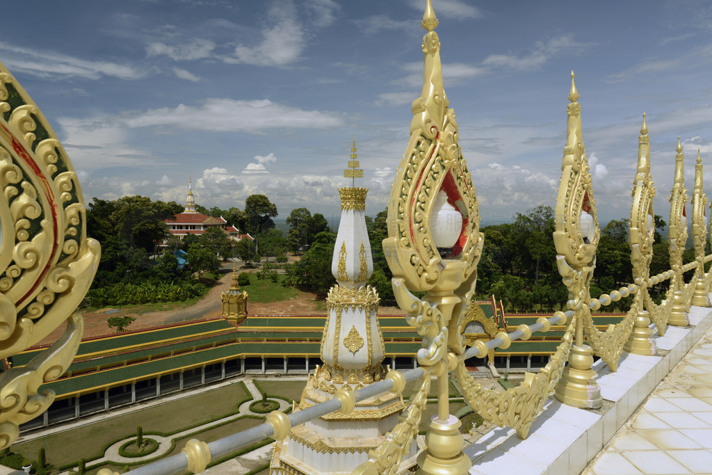  Chedi Phra Maha Chedi Chai Mongkhon λ̩ Isan  Ubon Ratchathani  Provinz Roi Et һСɽ