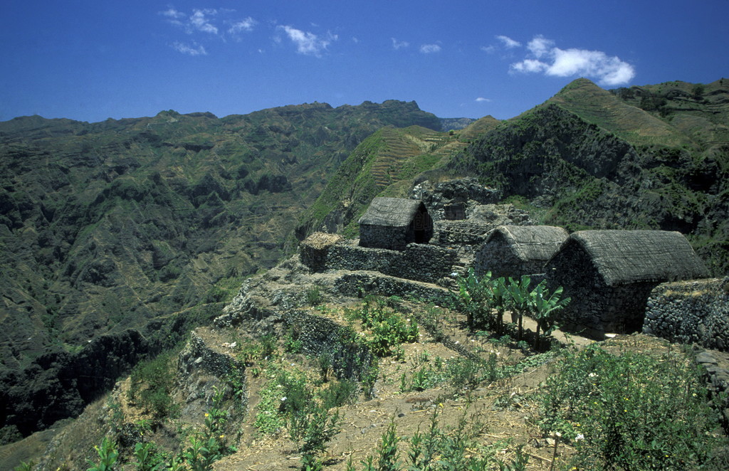 λڷ޴󲮵½ʥյϵ Ribeira Grande  Fontainas .. AFRICA CAPE VERDE SANTO ANTAO