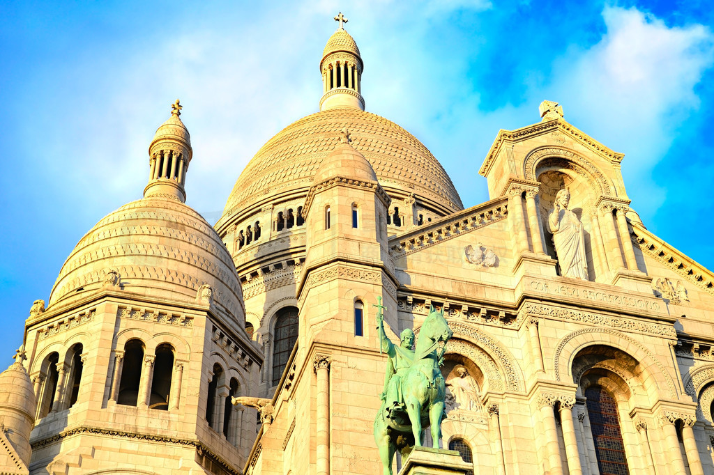 ɽϵҮʥĴ (Basilique du Sacre-Coeur)