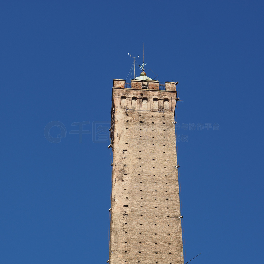 Torre Degli Asinelli б Due TorriΪһ֡ǵ Asinelli 