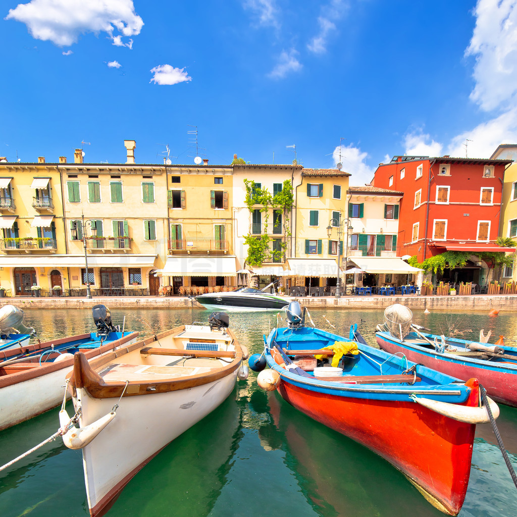 е Lago di Garda  Lazise ʯۺͺ