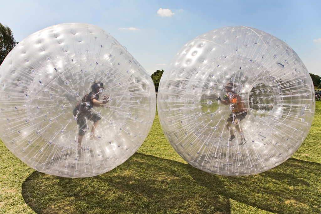 ͯ zorbing кܶȤ