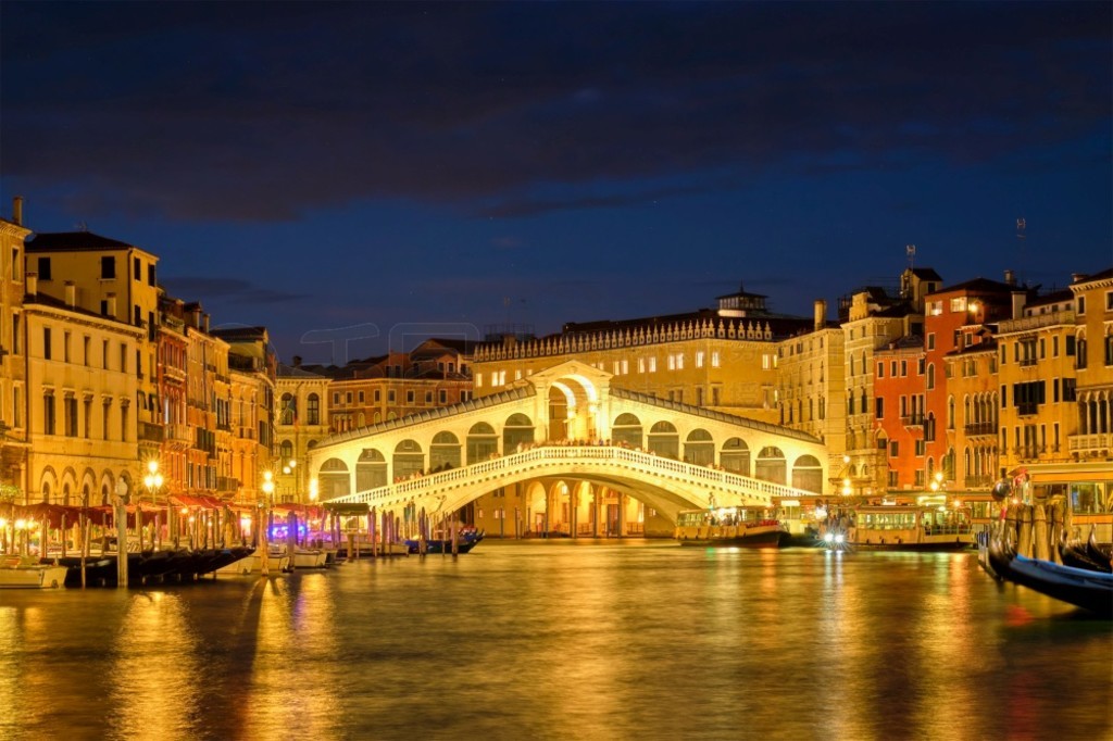 ˹εرţPonte di Rialto˺ӣ˹ҹͧˮϰʿ˹˺ϵţPonte di Rialto