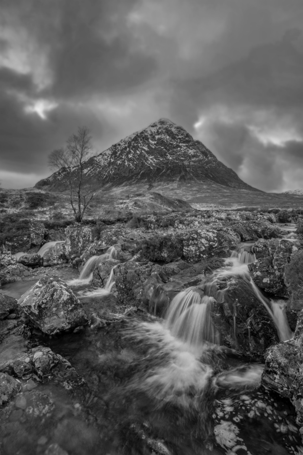 ոߵ Stob Dearg Buachaille Etive Mor ־ɽڰ˾̾ΰ侰ۣǰ River Etive ٲ