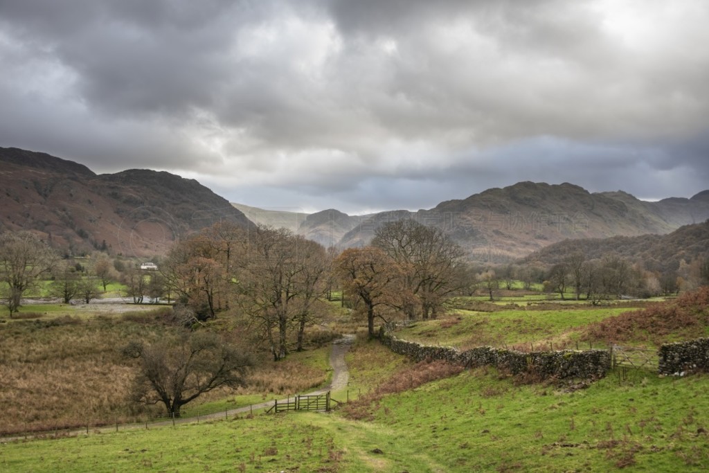 Ӻ Castle Crag  Borrowdale ɽȵ˾̾＾ͼ