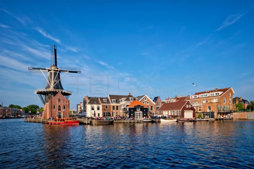 о  Spaarne ϵĵر糵 De Adriaanдķȫ