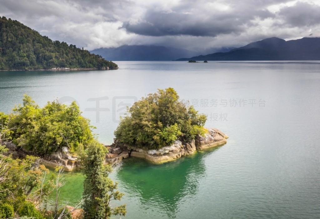 ϲʯ· Carretera Austral ɽ