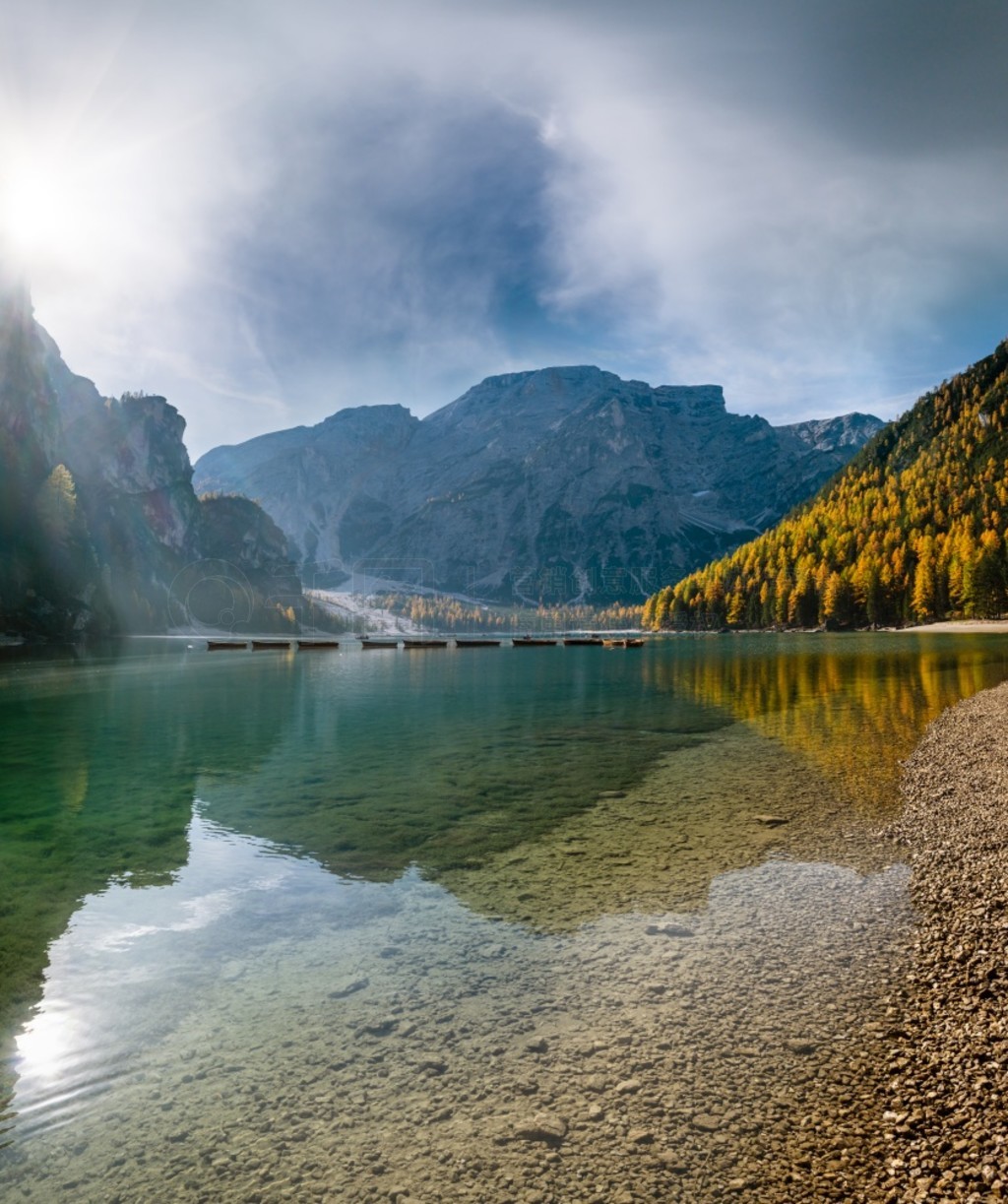 ĸɽ Braies  Pragser Wildsee Fanes-Sennes-Prags ҹ԰ϵ޶׵ٰ˹ɽŷޡ˶ϲˡ