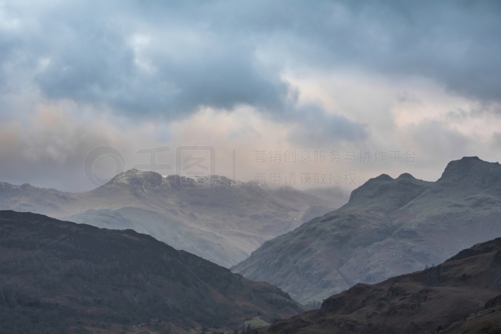  Loughrigg Fell ǰ Langdale Pikes  Pike OBlisco ճ