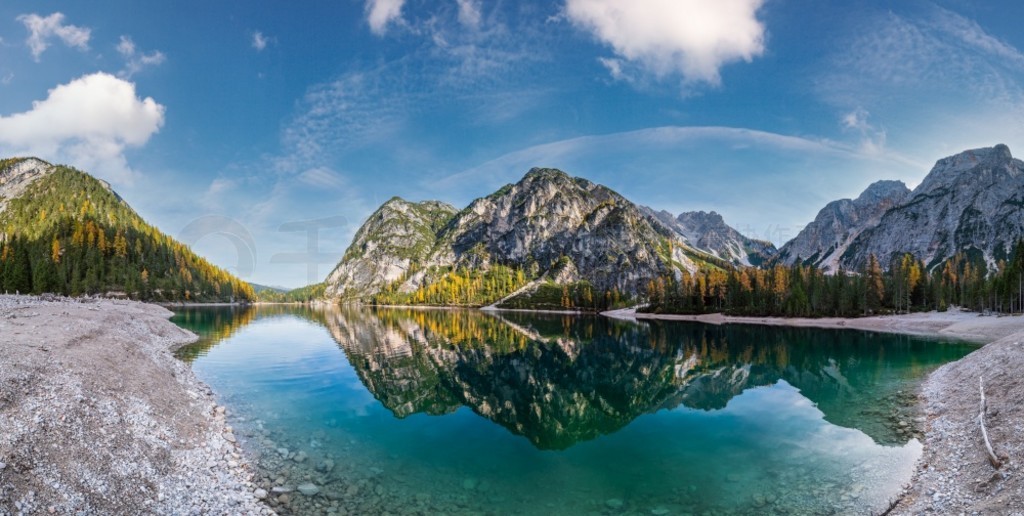 ĸɽ Braies  Pragser Wildsee Fanes-Sennes-Prags ҹ԰ϵ޶׵ٰ˹ɽŷޡ羰续СԺȻ