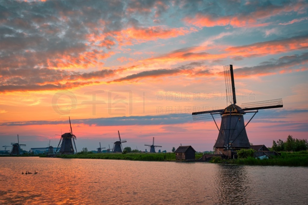 徰糵ںʤ Kinderdijk ϷԵաС̷ķ糵