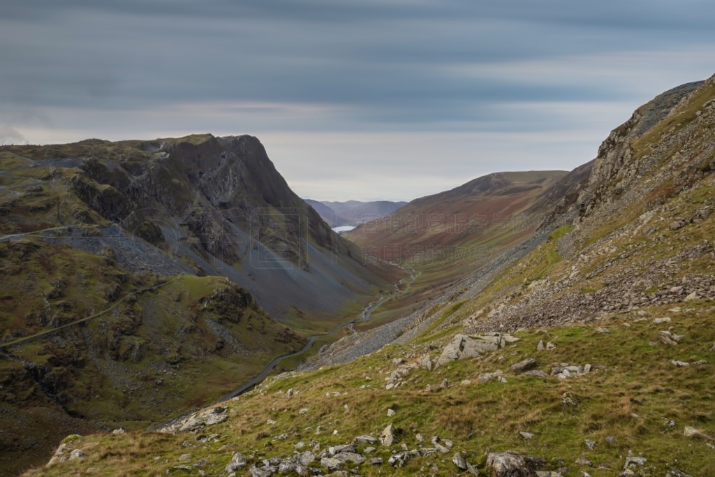 ＾ʱӺ (Dale Head) ӻ˹ɽ (Honister Pass) ׶ (Buttermere) ׳