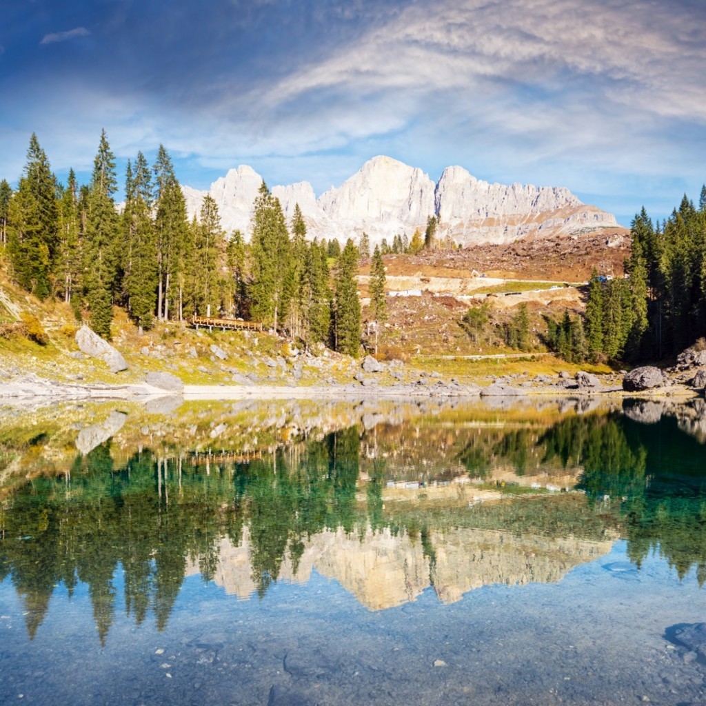 ĵĶ＾ɽ׵ɽյ޶ Karersee  Lago di Carezza ۡ羰续ΡԡȻ