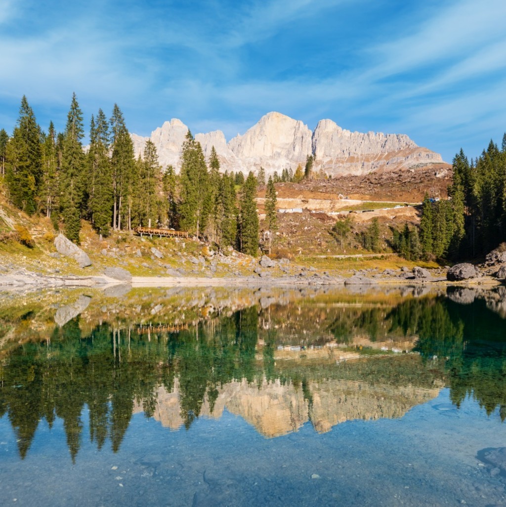 ĵĶ＾ɽ׵ɽյ޶ Karersee  Lago di Carezza ۡ羰续ΡԡȻ