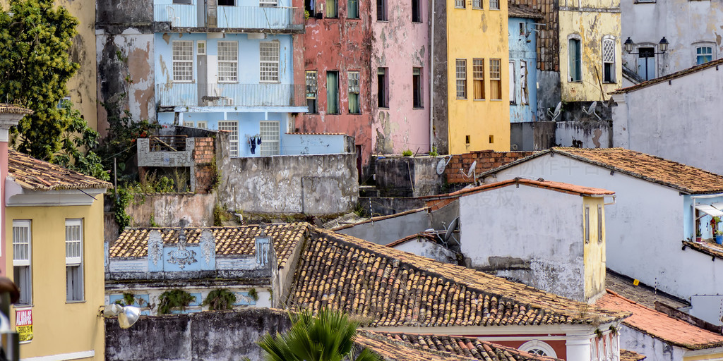  (Pelourinho) ɫͷ׵ĹʷǴ¥߶ʷġɫͷ׵ĹʷǴ¥