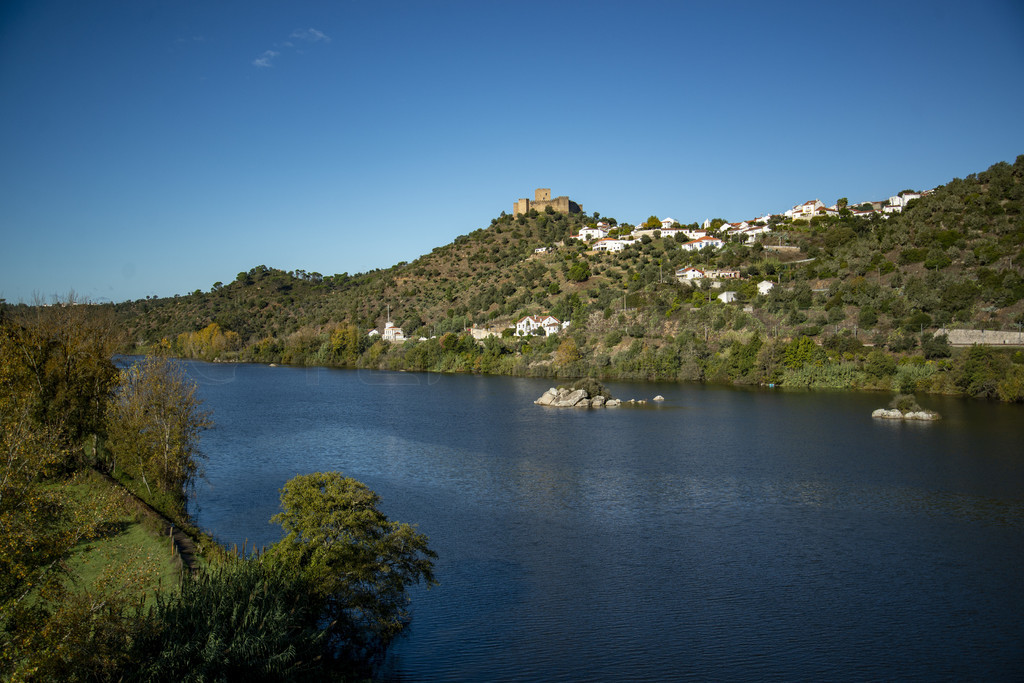  (Rio Tejo) Ǳ (Castelo de Belver) ͱ (Belver Town) ľɫ2021  10 