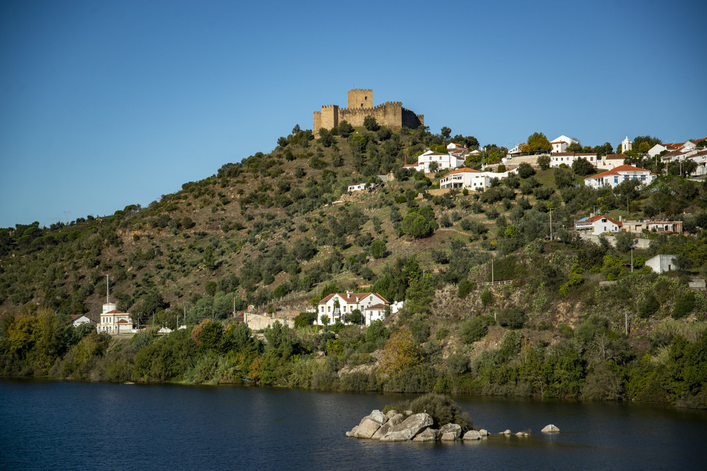  (Rio Tejo) Ǳ (Castelo de Belver) ͱ (Belver Town) ľɫ2021  10 