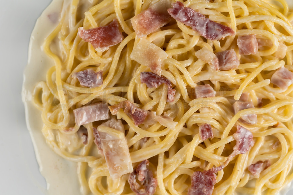 ϼ͵carbonara