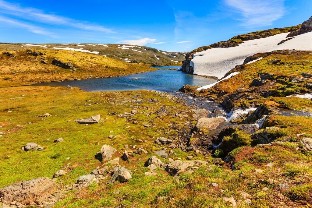 ŲŲ֮ɽѩͺʯۡη羰 Aurlandsfjellet.. ɽؾۡŲ羰·߰ɽ