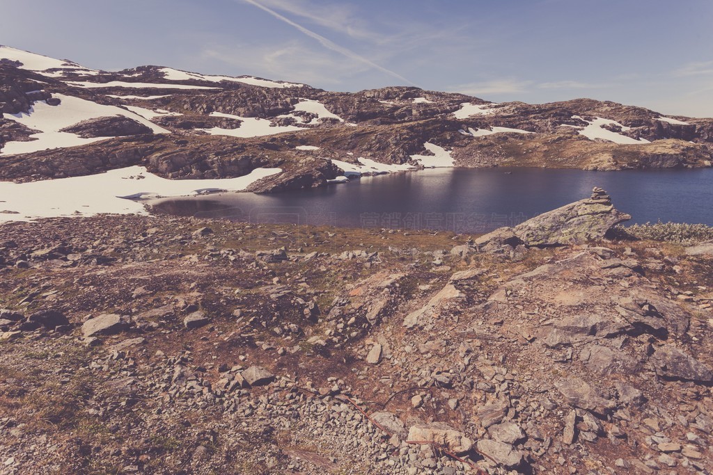 ŲŲ֮ɽѩͺʯۡη羰 Aurlandsfjellet.. ɽؾۡŲ羰·߰ɽ