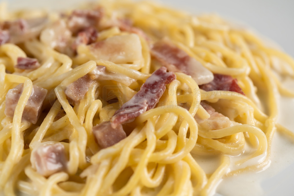 ϼ͵carbonara