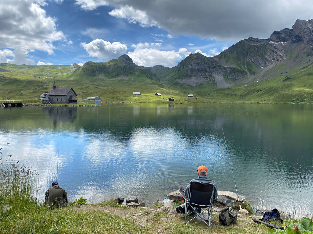 ʿ߶÷Uri AlpsɽؿϵɽMelchseeMelchϵ(Kanton Obwalden, Schweiz))