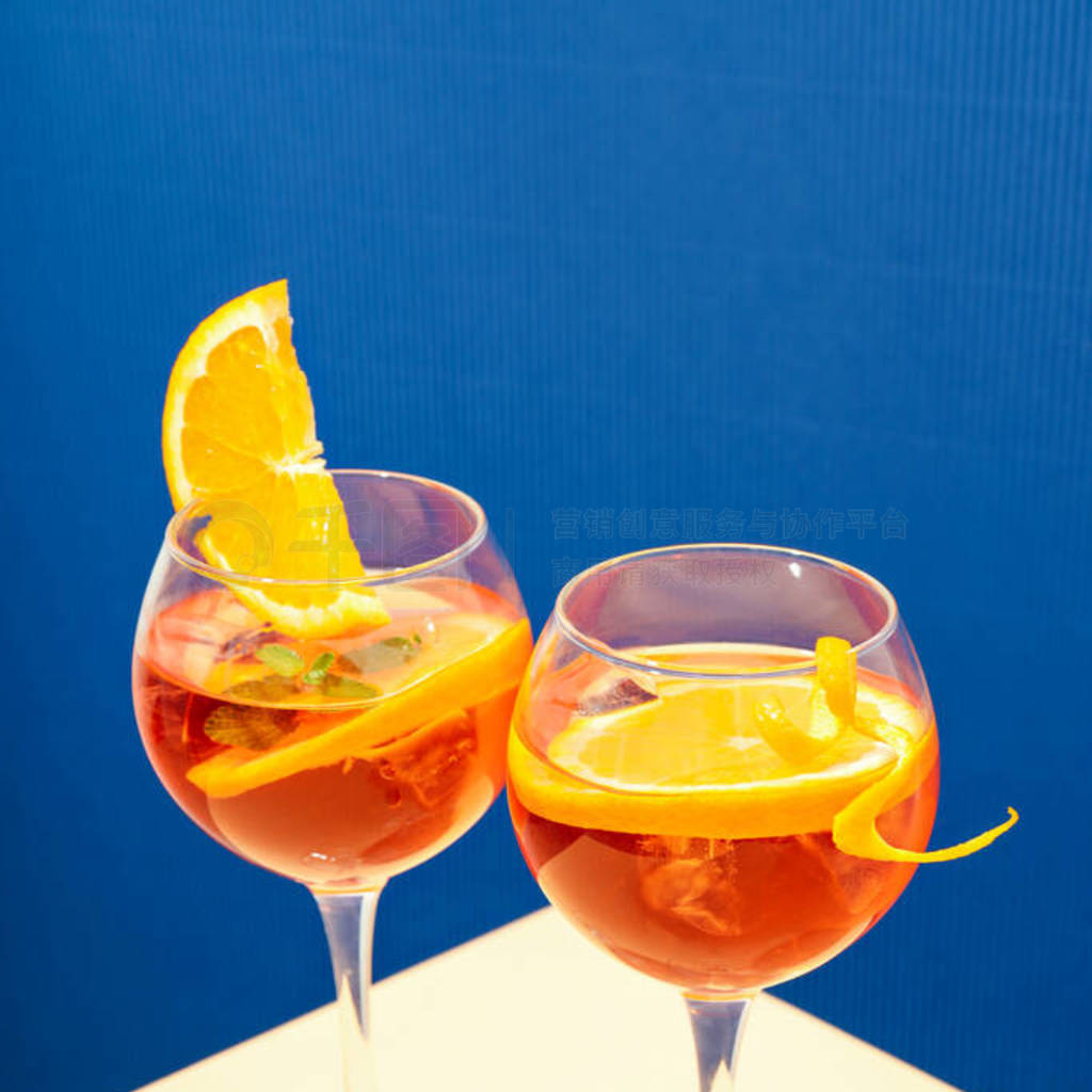 ļβƵĸ,Aperol Spritz һɫ