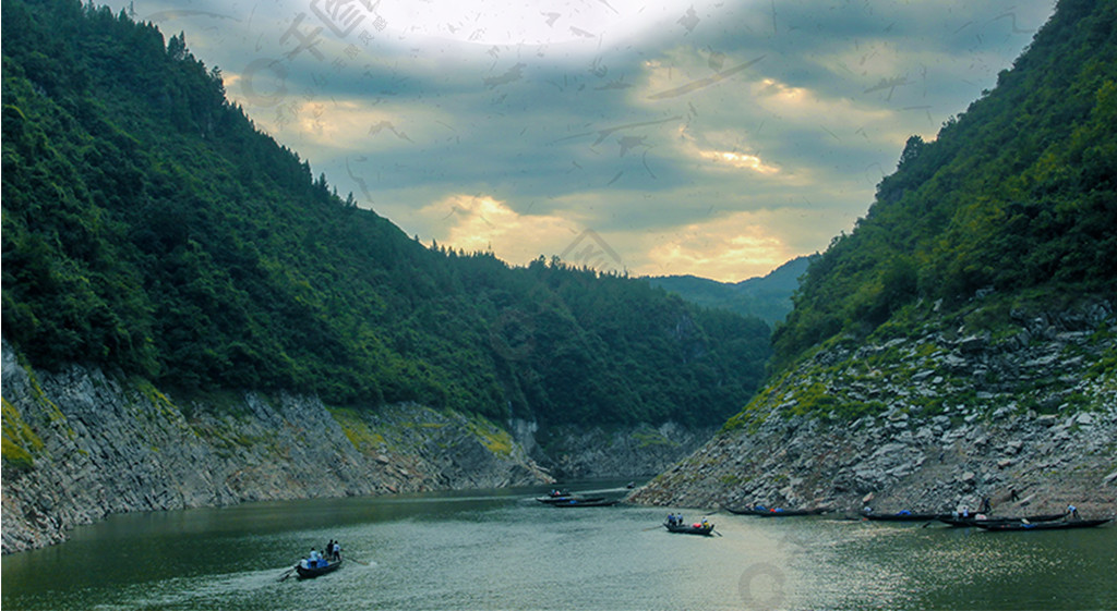 長江三峽旅遊促銷海報4年前發佈