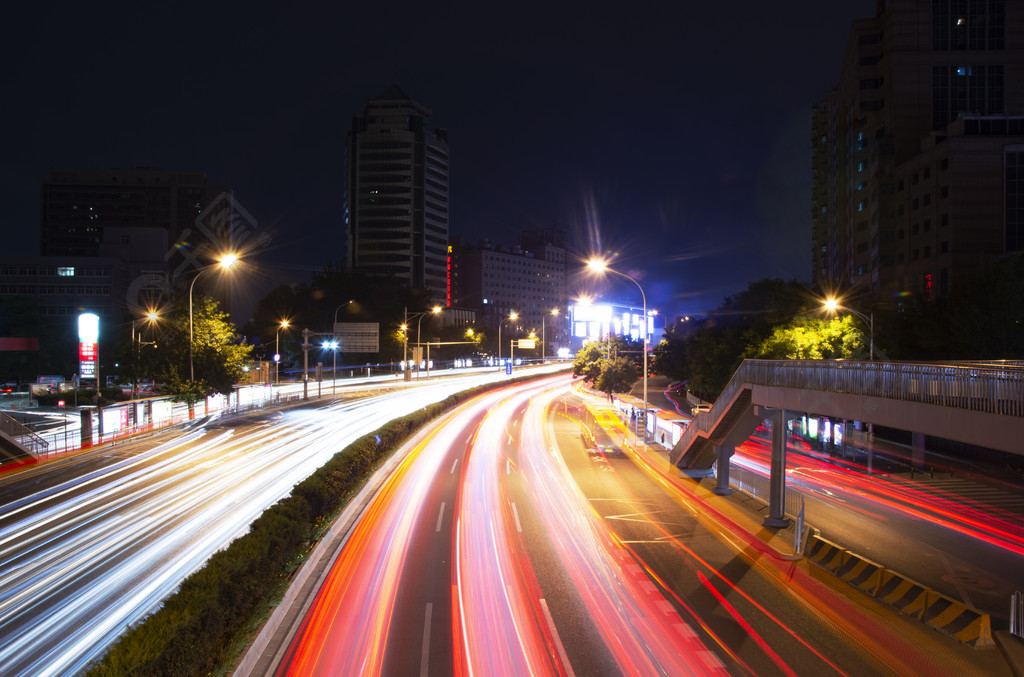 北京东三环华威桥夜景