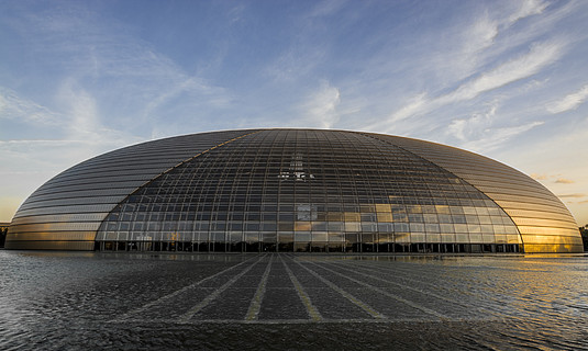 北京地標性建築國家大劇院